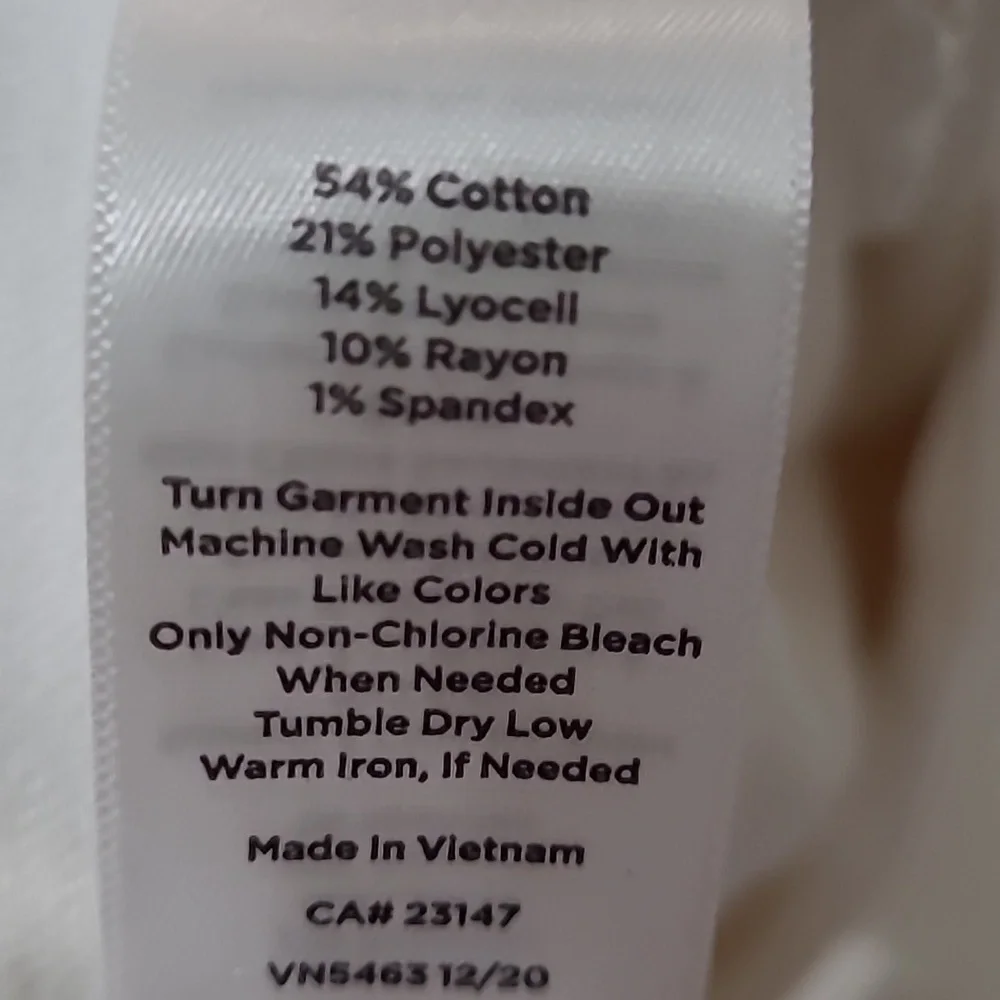 Talbots White Straight Leg Crop Jeans size 8 PETITE
